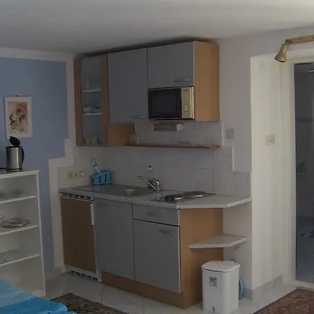 Vila Salzburg Nerezine
