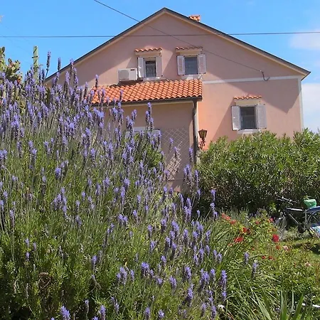 Appartamento Vila Salzburg Nerezine
